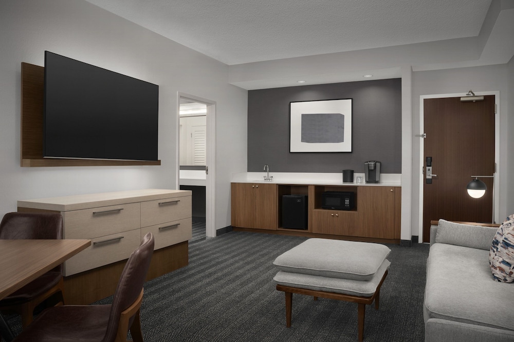 Courtyard by Marriott Dallas Addison Quorum Drive - photo 14
