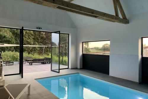 Domein Warandehof — 4-Star Luxury Hotel in Gooik, Belgium