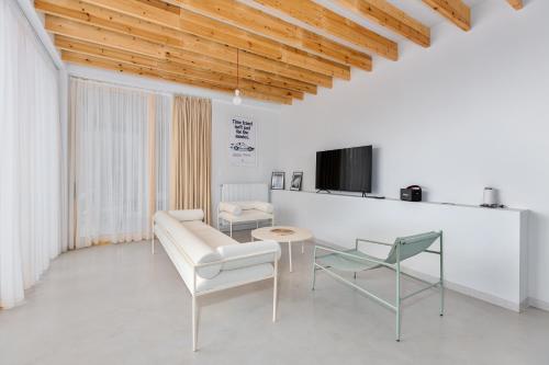 Villa Tabori Hill 3BR Luxury Villa in Tbilisi