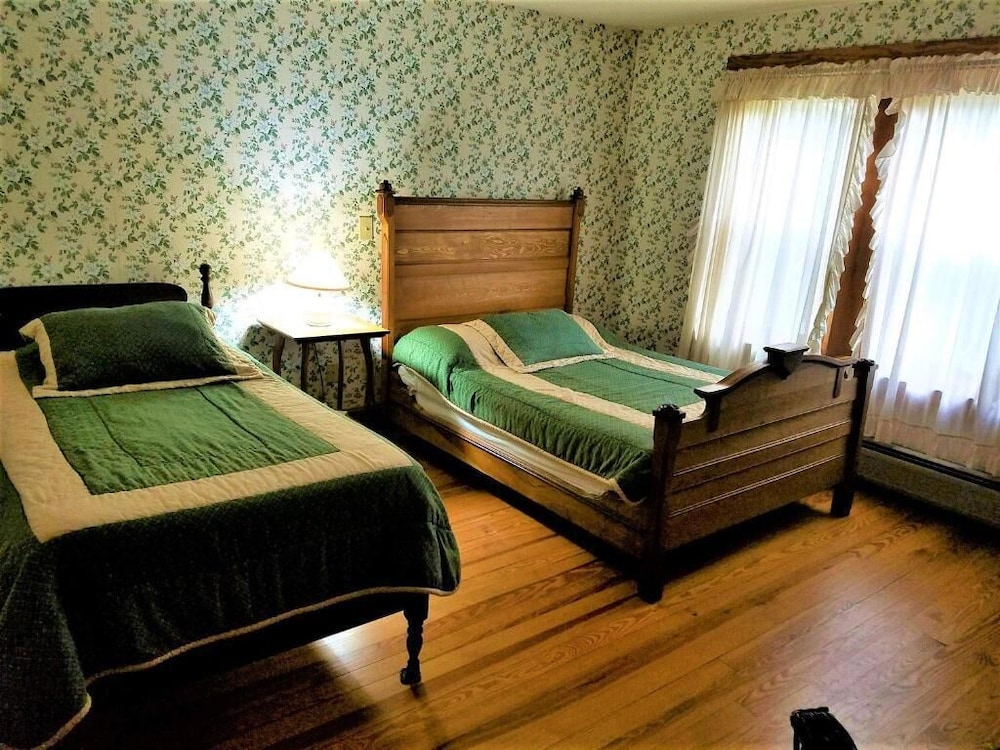 The Wayside Inn - photo 41