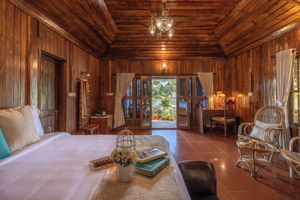 Amã Stays & Trails Aquabliss Alleppey in Alleppey, India