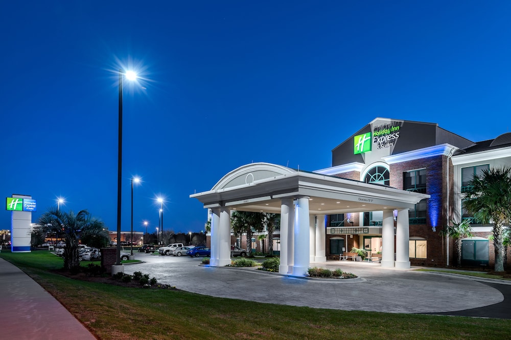 Holiday Inn Express & Suites Florence I 95 & I 20 Civic Ctr by IHG - photo 53