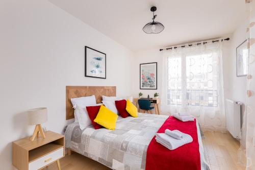 Chic Cozy Living Near Heart Of Paris — Clichy