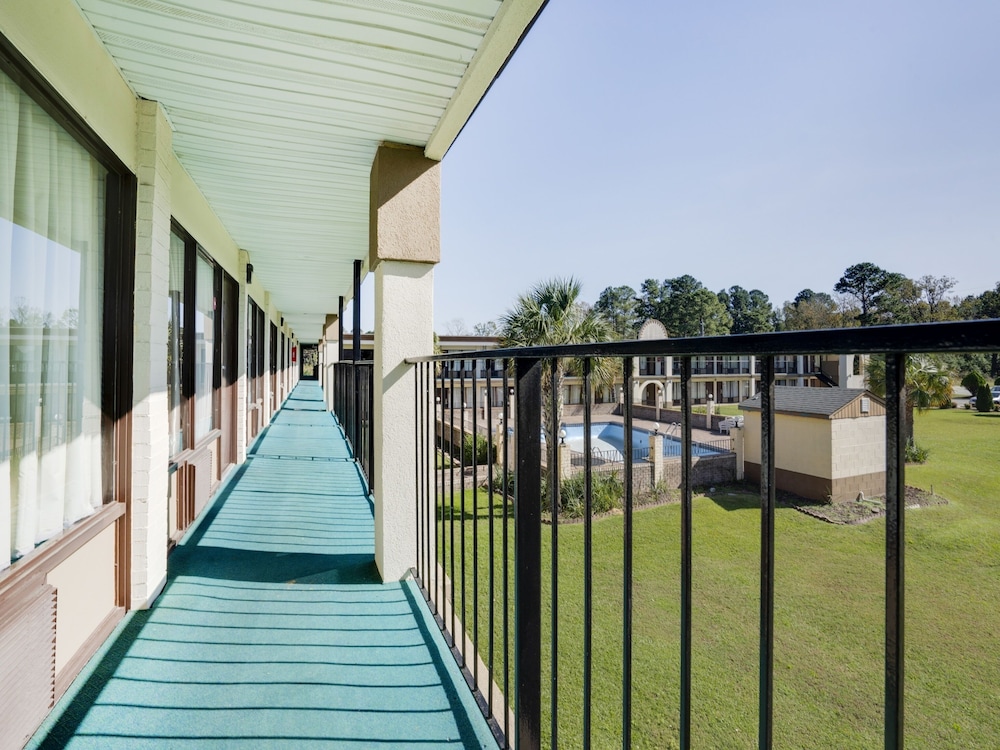 OYO Hotel Wade Fayetteville I 95 South - photo 45