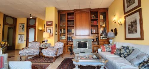 Sunflower House — 4-Star Luxury Hotel in Alessandria, Italy