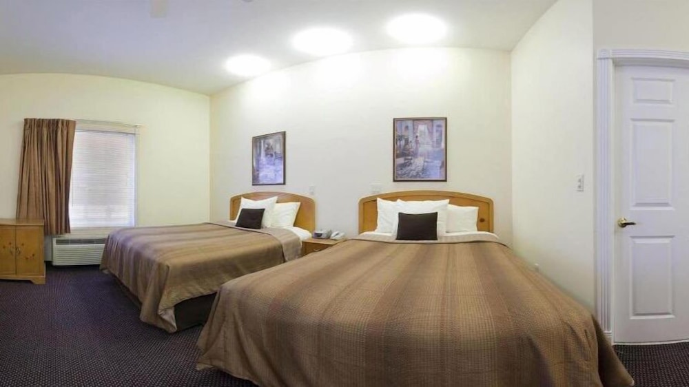 Candlewood Suites St. Joseph Benton Harbor by IHG - photo 10