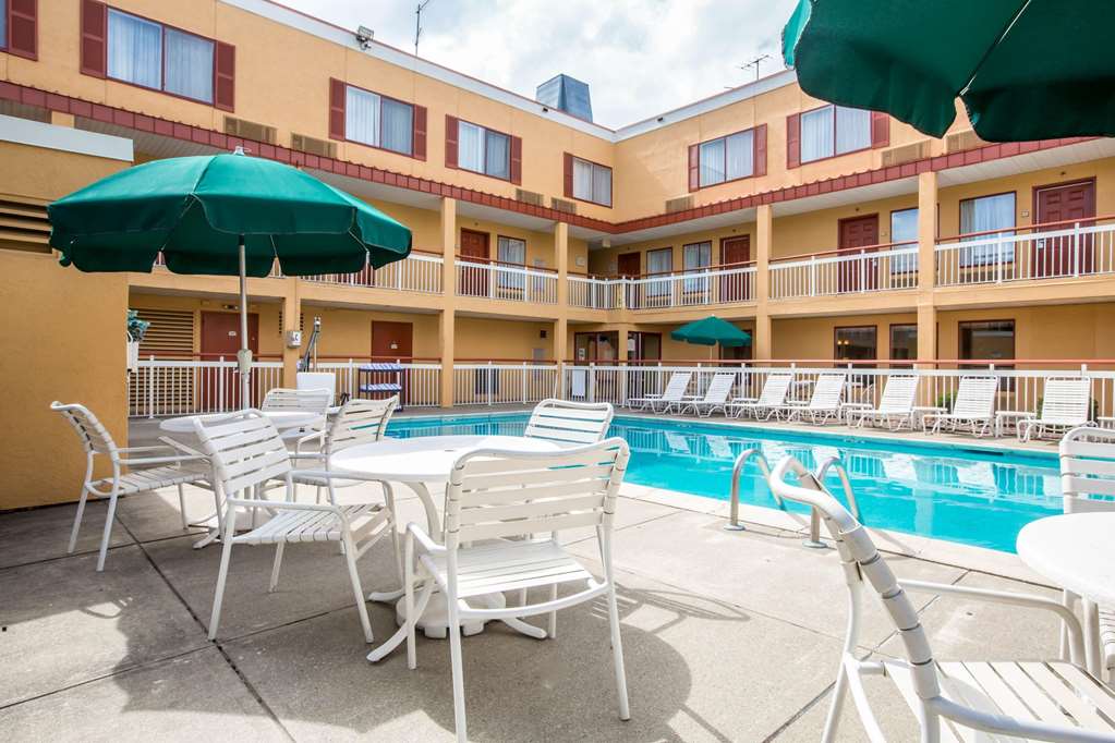 Quality Inn Colchester Burlington - photo 24