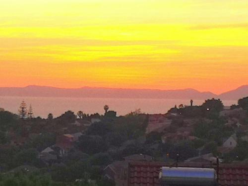 The Room - last minute hotel in Cape Town