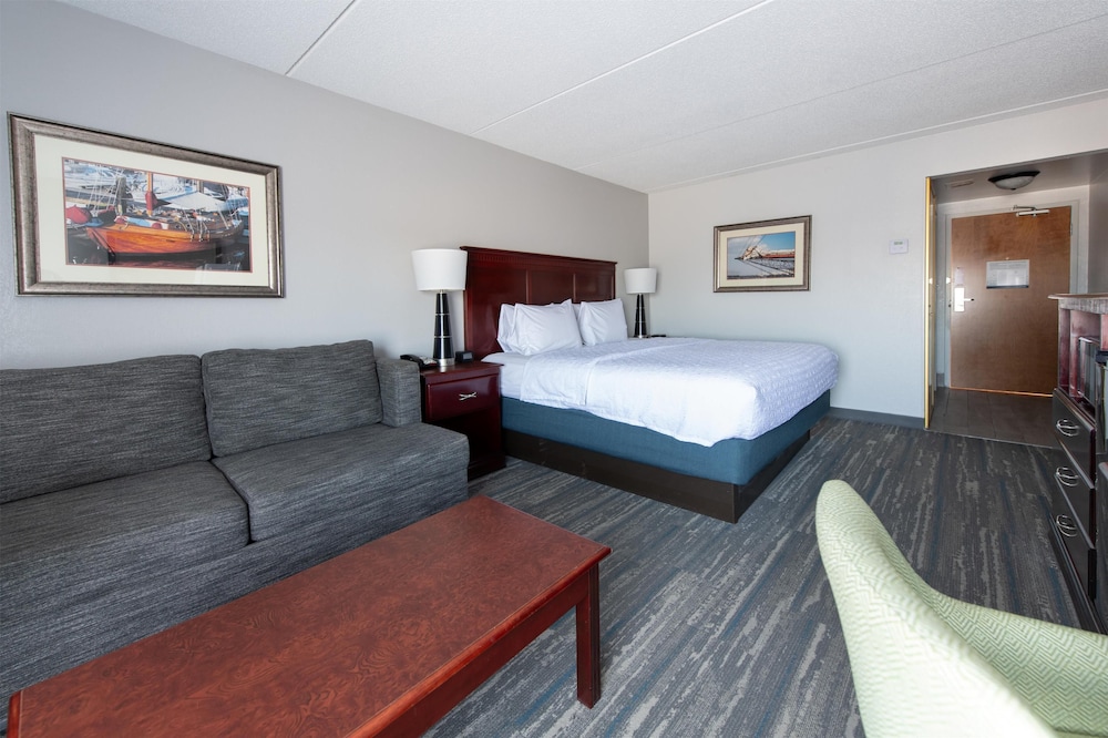 Hampton Inn Newport News Yorktown - photo 14