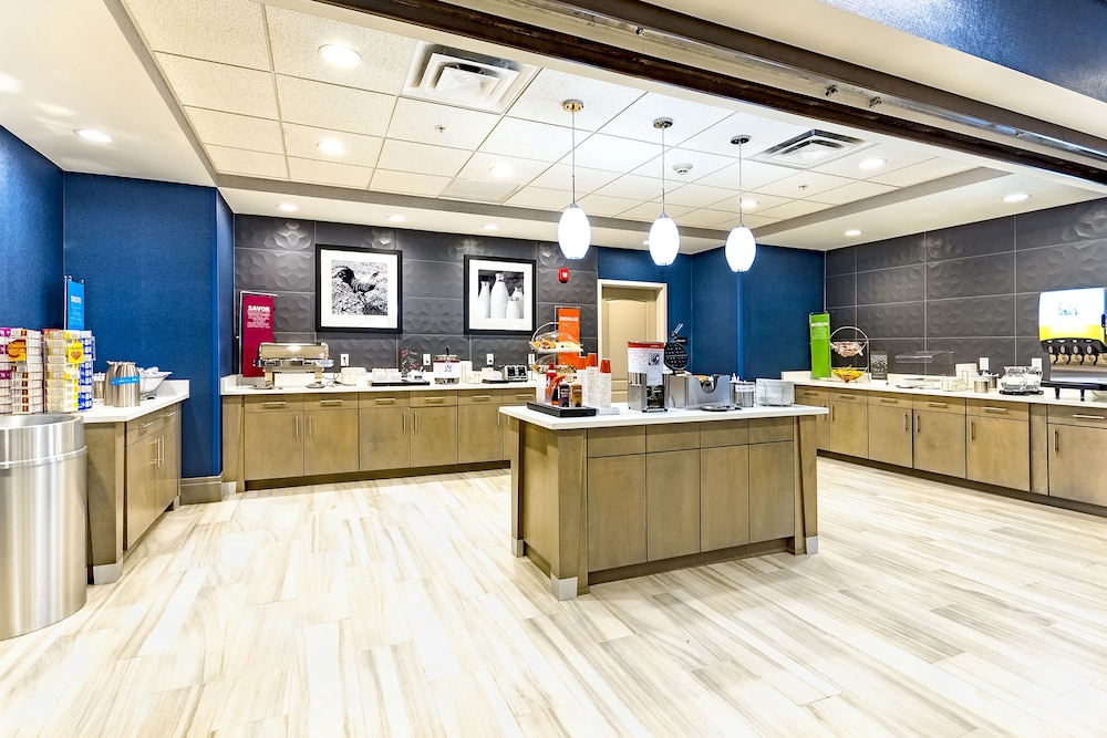 Hampton Inn Lockport Buffalo - photo 24