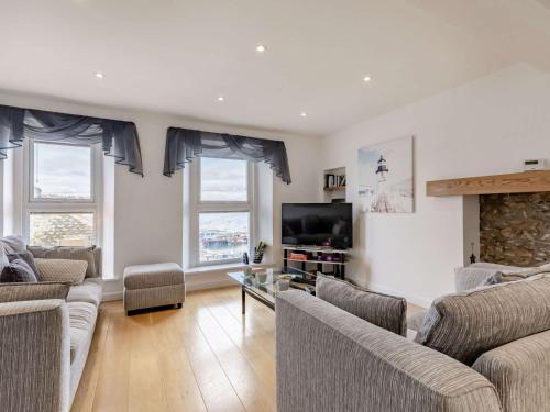 3 Bed in Brixham 90565 — Brixham — photo 3