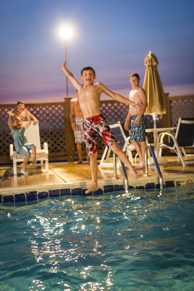 Lefevre Inn and Resort - photo 29
