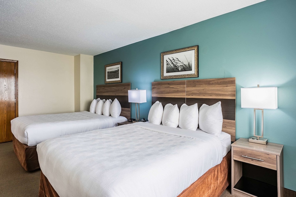 MainStay Suites Cedar Rapids North Marion - photo 24