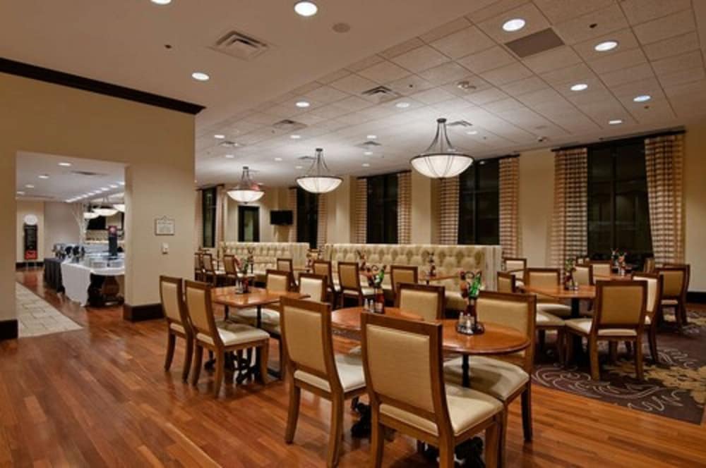 Embassy Suites San Antonio Riverwalk Downtown - photo 37
