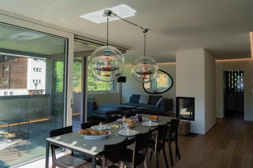 Emsla — 4-Star Luxury Hotel in Arosa, Switzerland