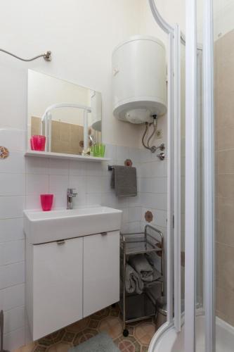 Sweetest Thing Apartment
