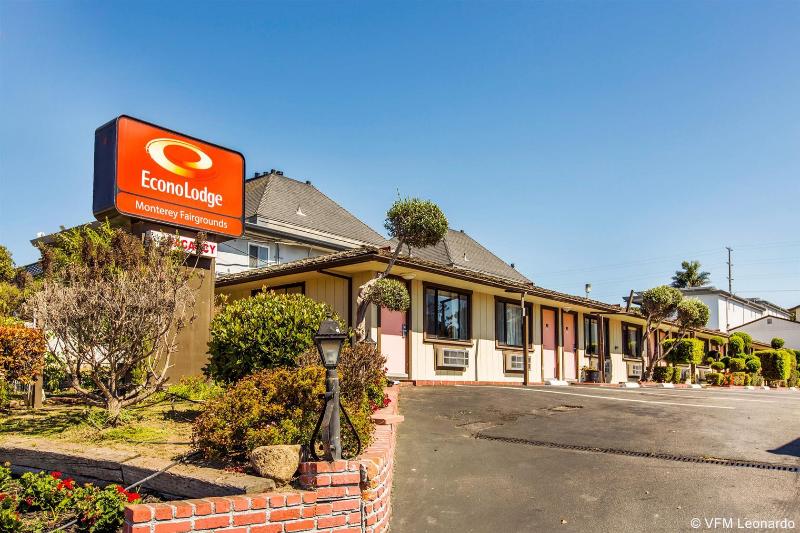 Monterey Fairgrounds Inn - photo 10