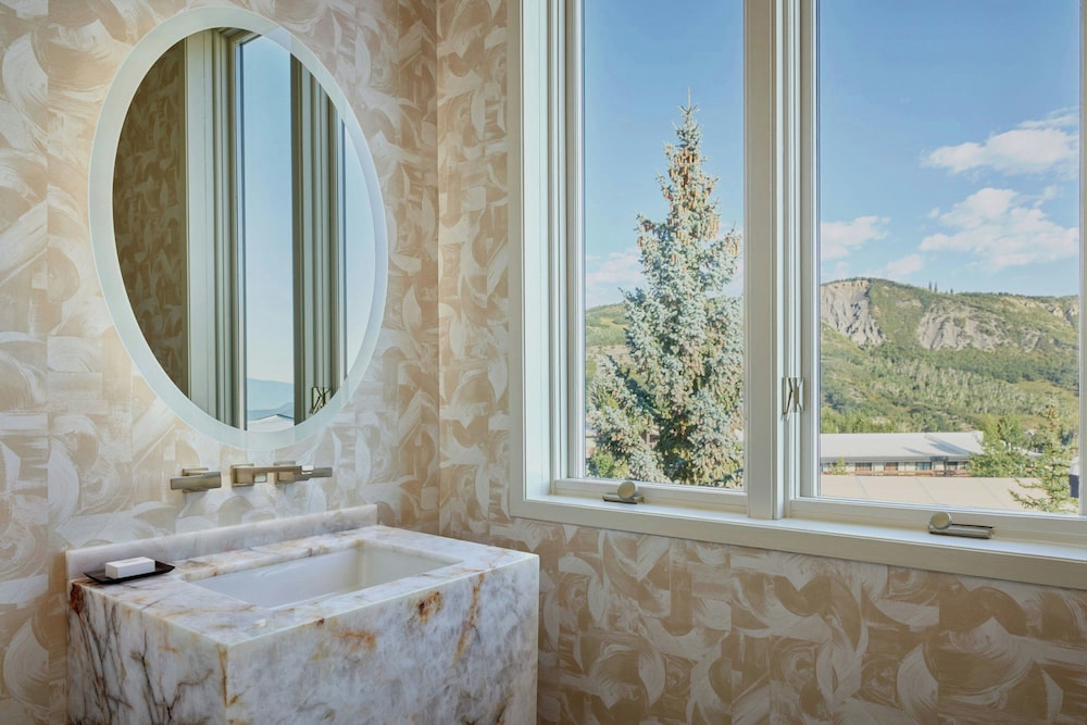 Viewline Resort Snowmass Autograph Collection - photo 35