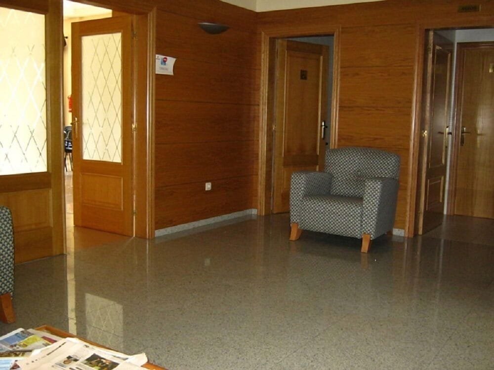 Hotel O Xardín — hotel in O Carballino