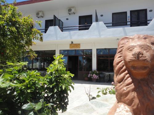 Archontika Apartments — 4-Star Luxury Hotel in Agios Vasileios, Greece