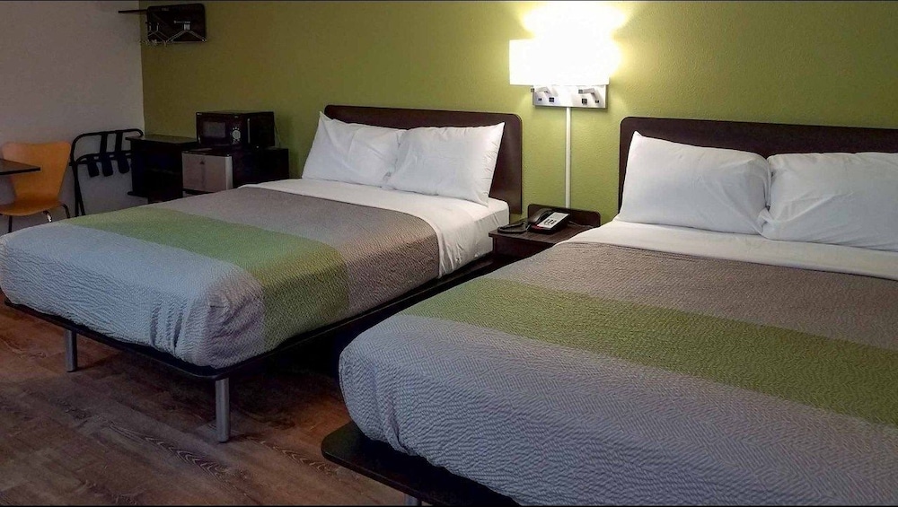 Motel 6 Burlington WA - photo 7