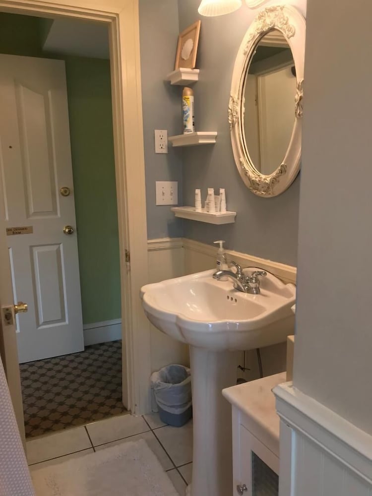 Vandiver Inn - photo 105