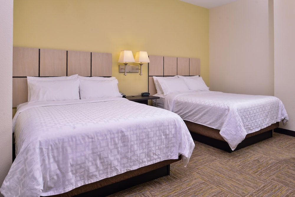 Candlewood Suites Terre Haute by IHG - photo 16