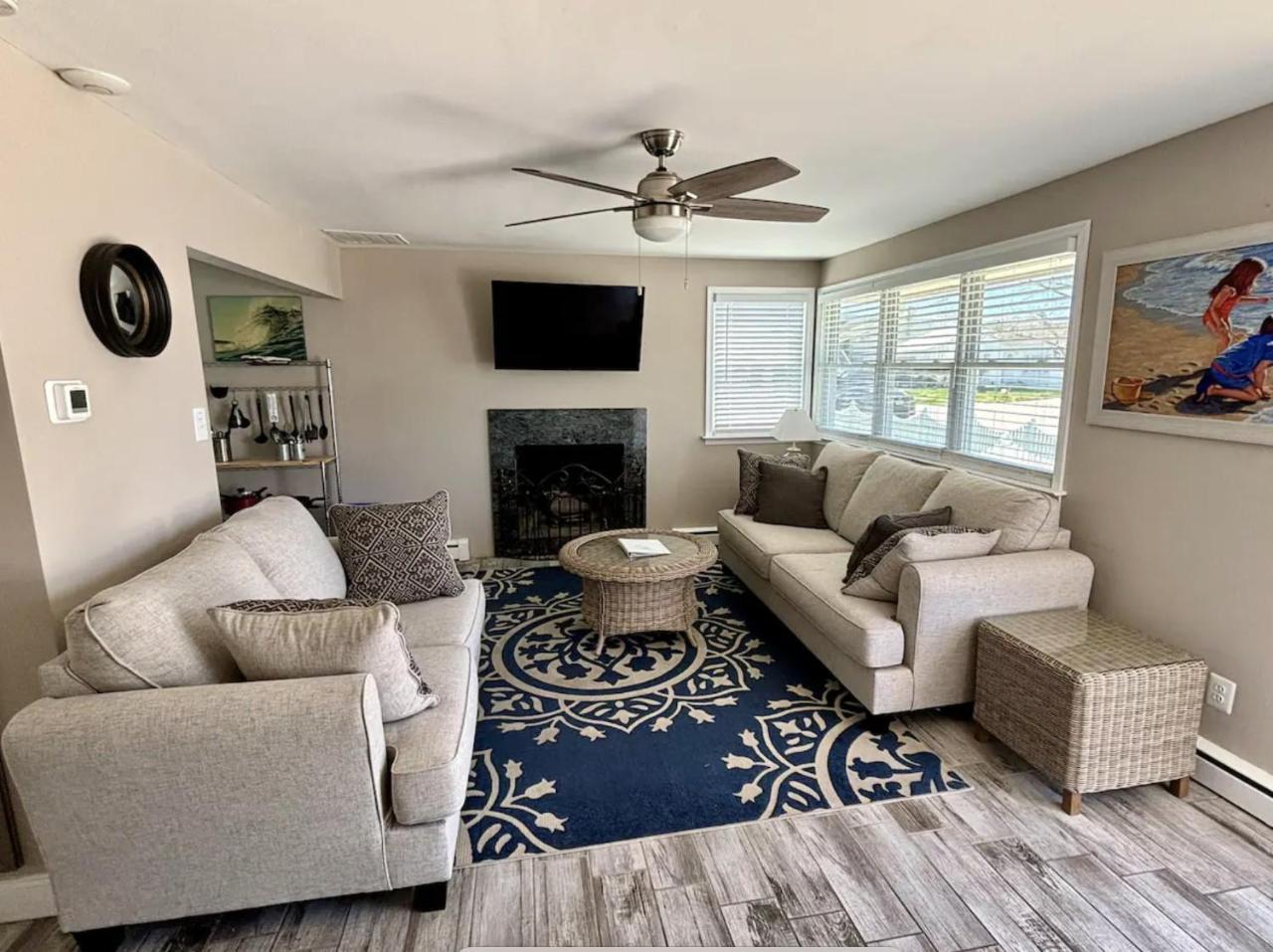 33rd St Unit A 2BR Beach Home Hideaway Parking — 4-Star Luxury Hotel in Brigantine, United States