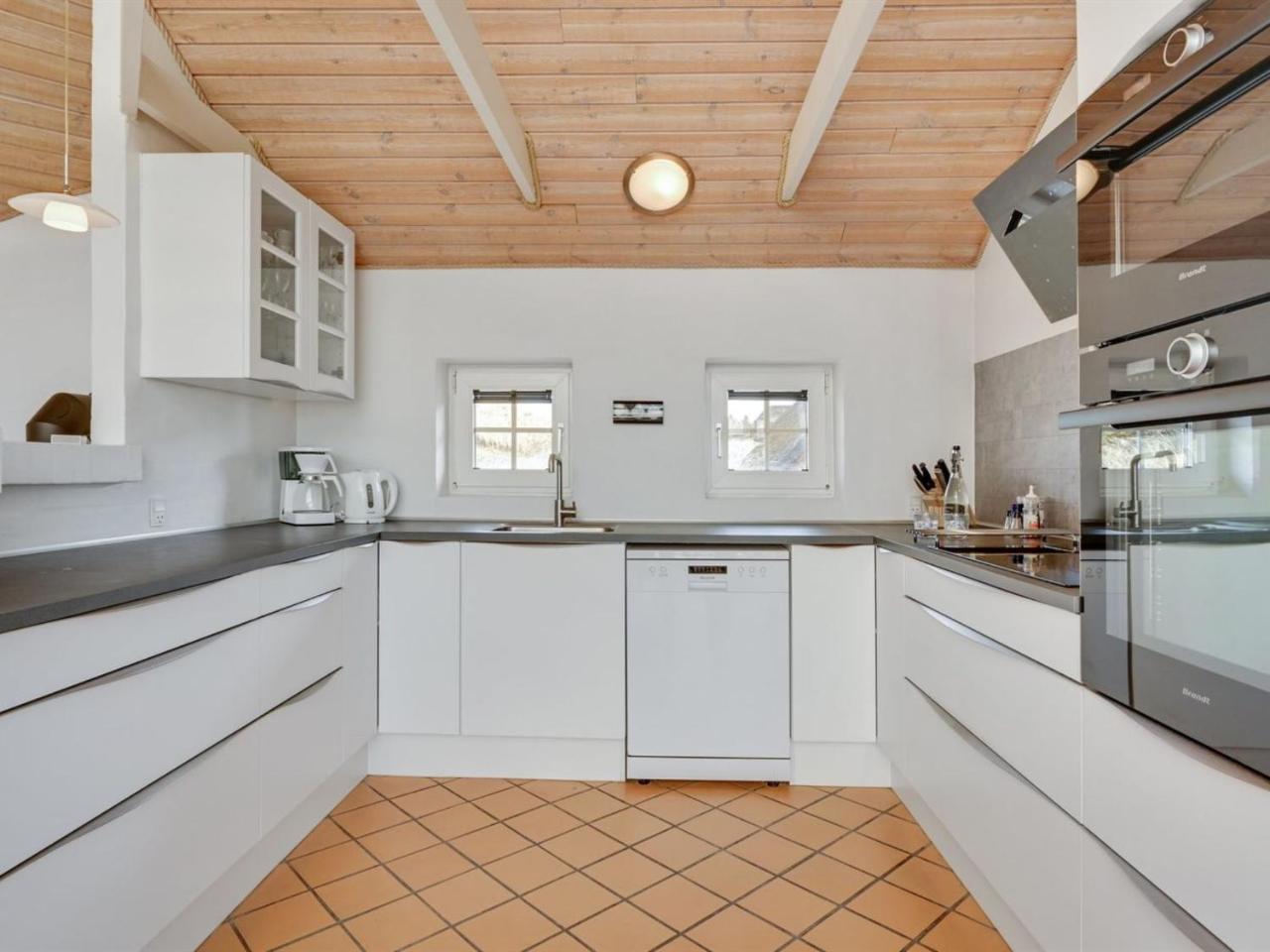 Holiday Home Hinrich 300m from the sea by Interhome — 4-Star Luxury Hotel in Ringkobing, Denmark