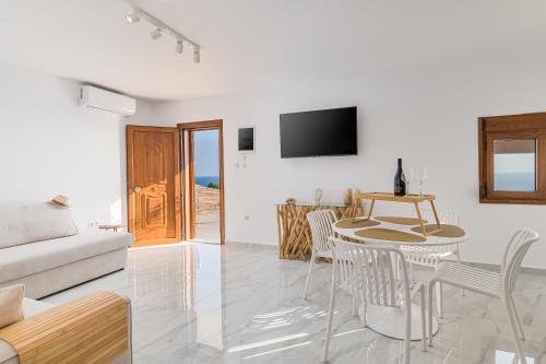 Blue and Green infinity in Agia Paraskevi, Greece