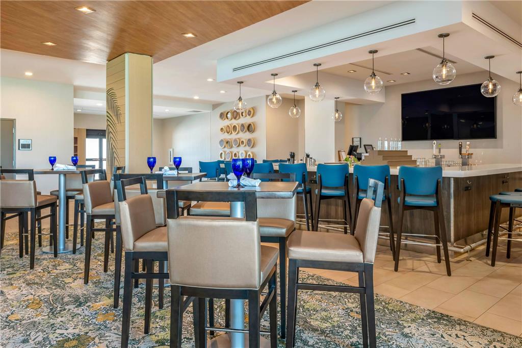 Cambria Hotel St Petersburg Madeira Beach Marina - photo 41