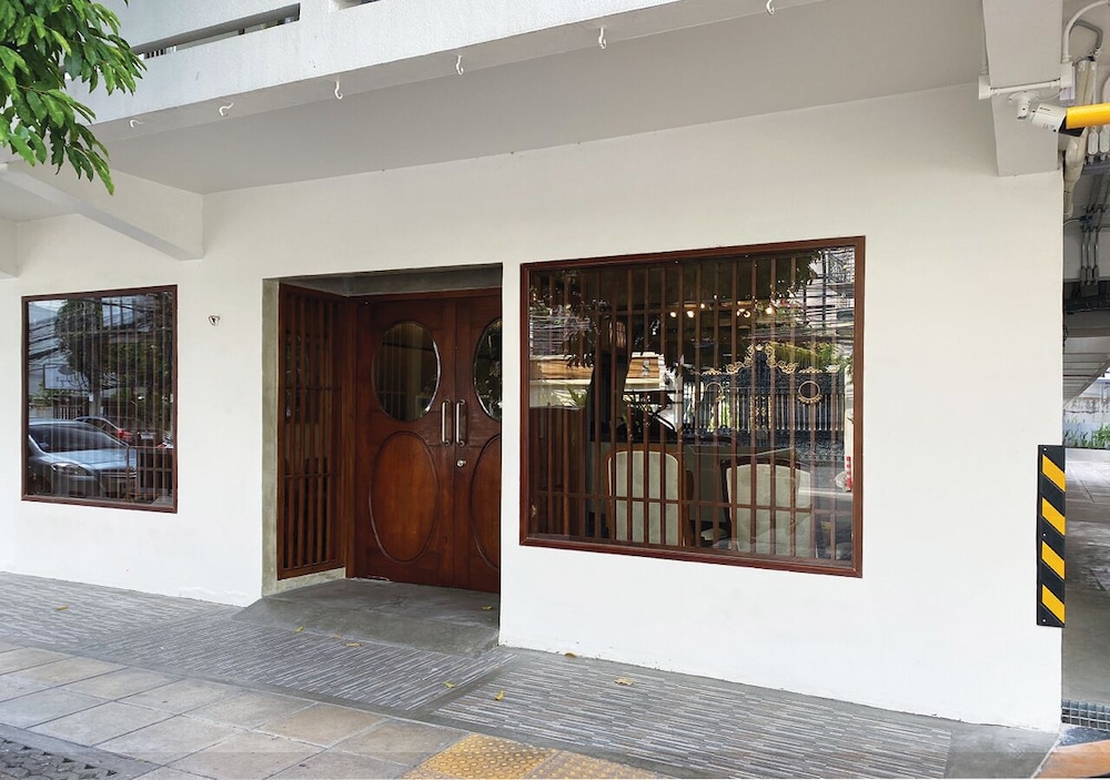Niagara Hotel - last minute hotel in Bangkok
