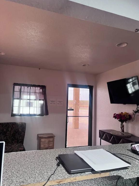 Garden Inn And Suites - photo 5