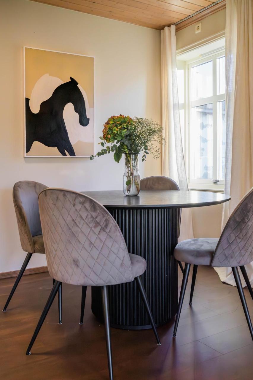 Charming and bright apartment in Ålesund city — 4-Star Luxury Hotel in Alesund, Norway