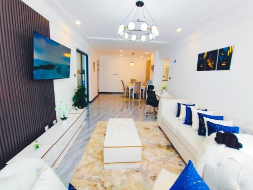 The Executive Luxuriuos Apartments Which Boasts Of Amazing Breathtaking City Views And Modern Facilities Which Offers Comfortable And High End Lifestyle — 4-Star Luxury Hotel in Nairobi, Kenya