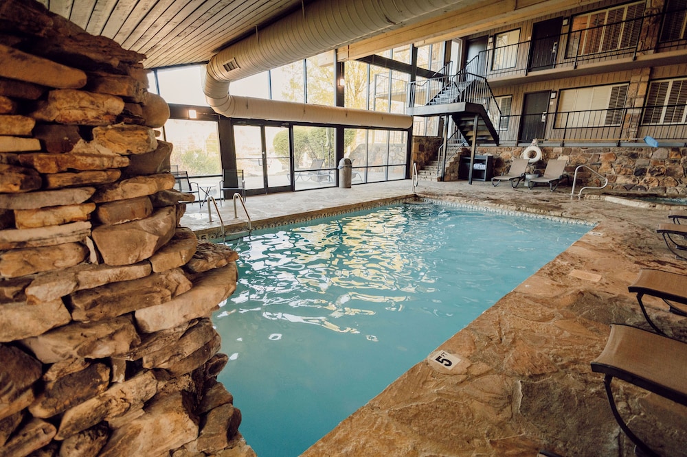 Tremont Lodge & Resort - photo 211
