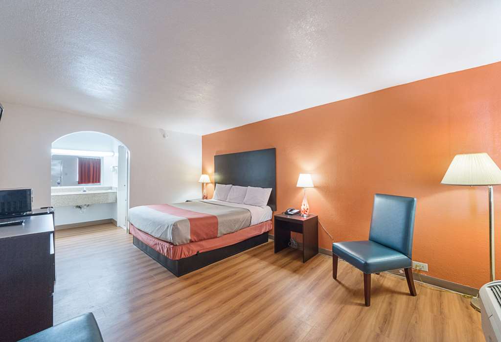 Motel 6 San Antonio TX I10 West - photo 19