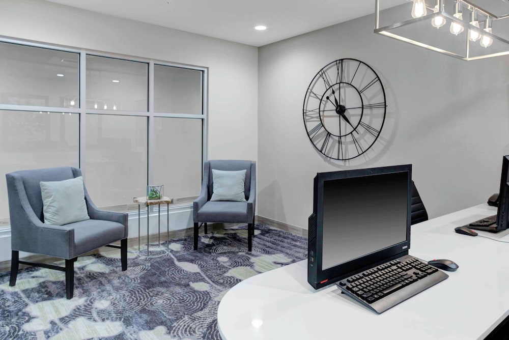 Homewood Suites by Hilton Lansing Eastwood - photo 28