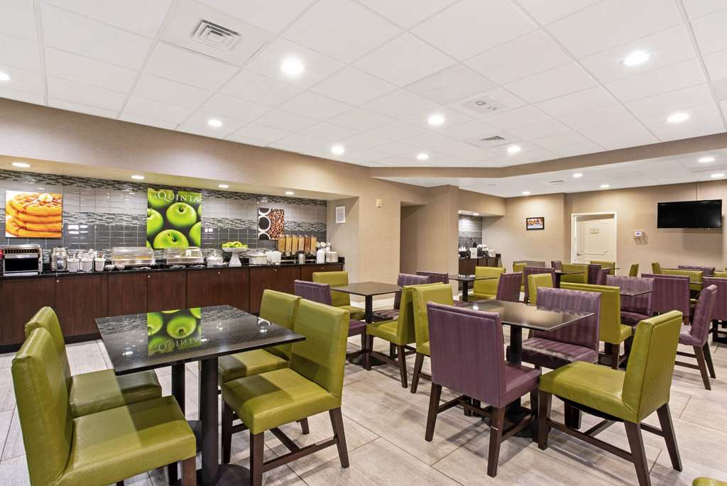 La Quinta Inn & Suites by Wyndham Boston Andover - photo 28