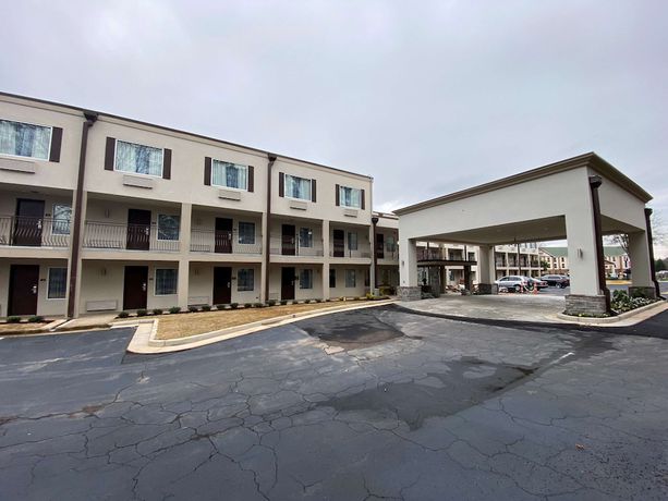 Baymont by Wyndham College Park Atlanta Airport South - featured photo