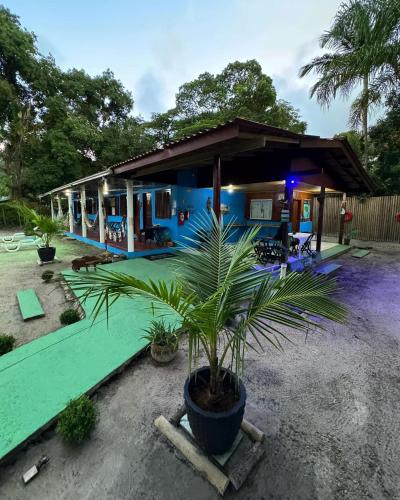 Pousada Pé Na Areia ilha do mel in Paranagua, Brasil