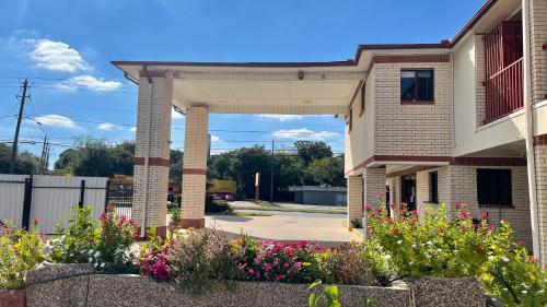 Executive Inn & Suites Houston - photo 15