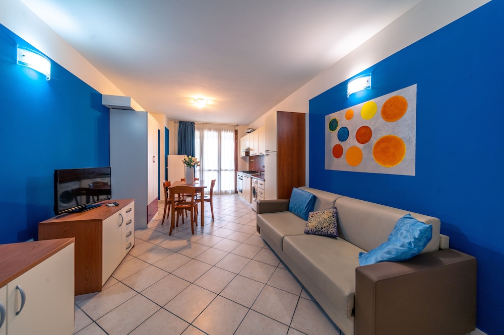 Residence Alessandra — 4-Star Luxury Hotel in Cesenatico, Italy