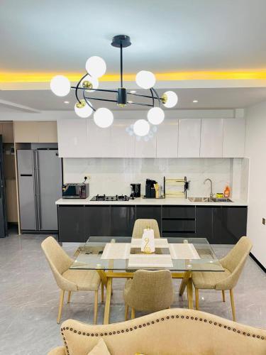 Nandwa Ivy 2 BR Kileleshwa with pool GYM Netflix & super fast WIFI