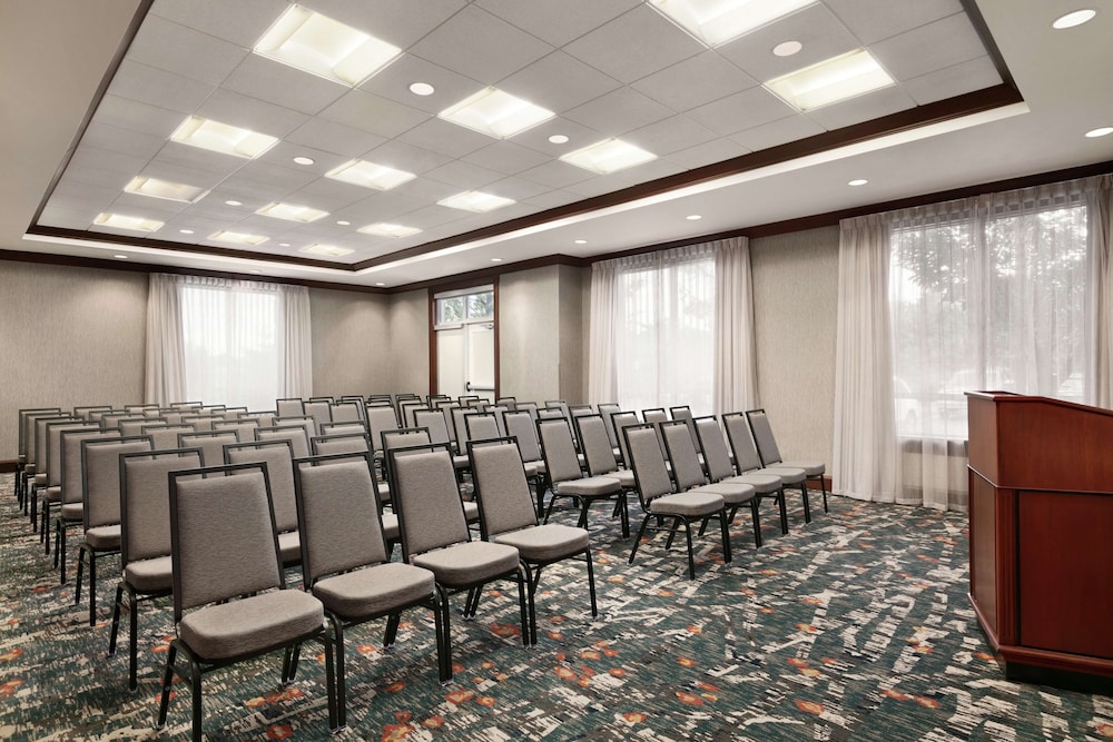 Hampton Inn & Suites Washington Dulles International Airport - photo 29