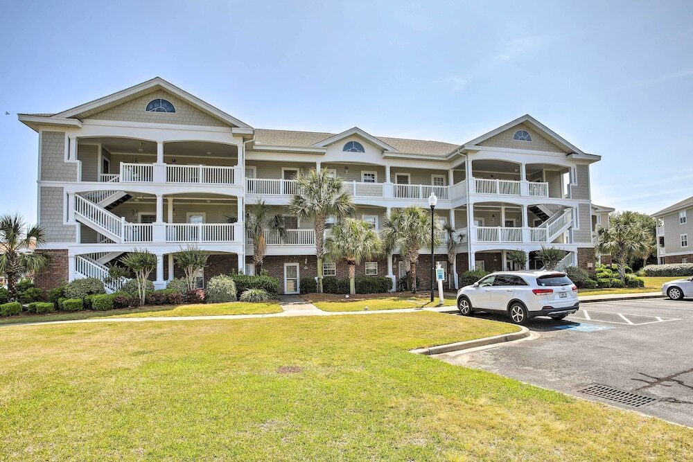 Barefoot Resort Condo with Pool Tennis Court Access - photo 9