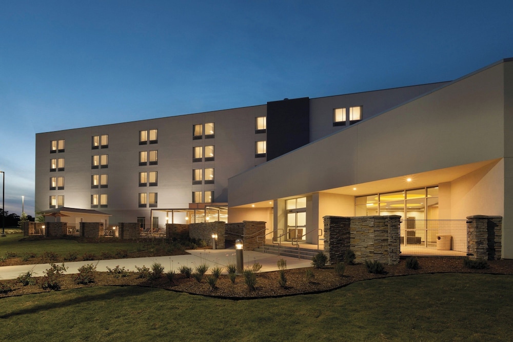 SpringHill Suites by Marriott Houston Northwest - photo 25