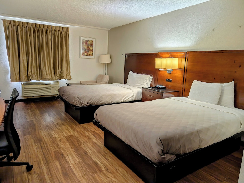 Travelodge by Wyndham Forsyth - photo 7