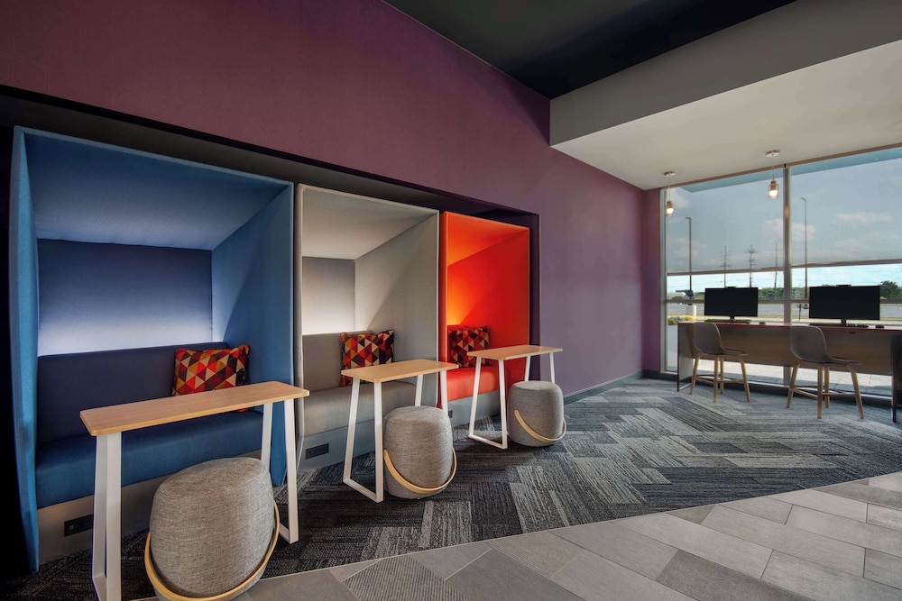 Tru by Hilton Merrillville - photo 33