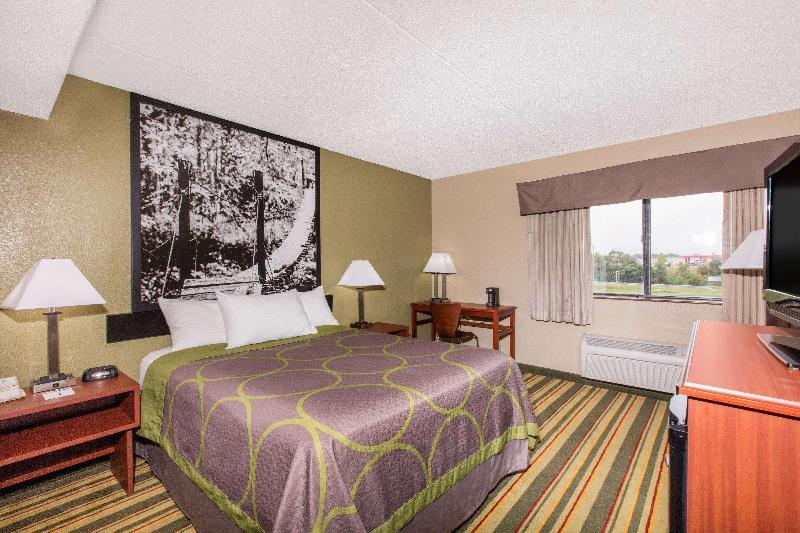 Super 8 By Wyndham Frederickrick - photo 13